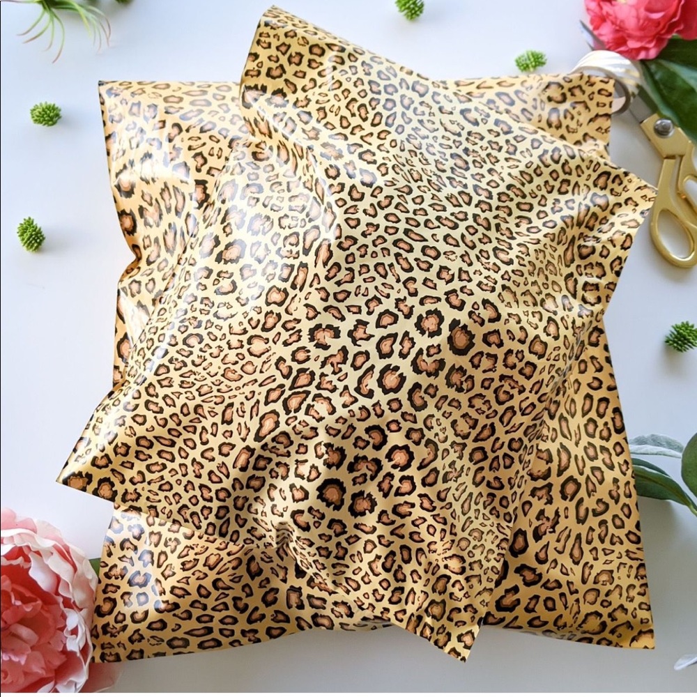 50 14X17 Poly Mailers Leopard Shipping Envelopes PRICE IS FIRM - Picture 8 of 9